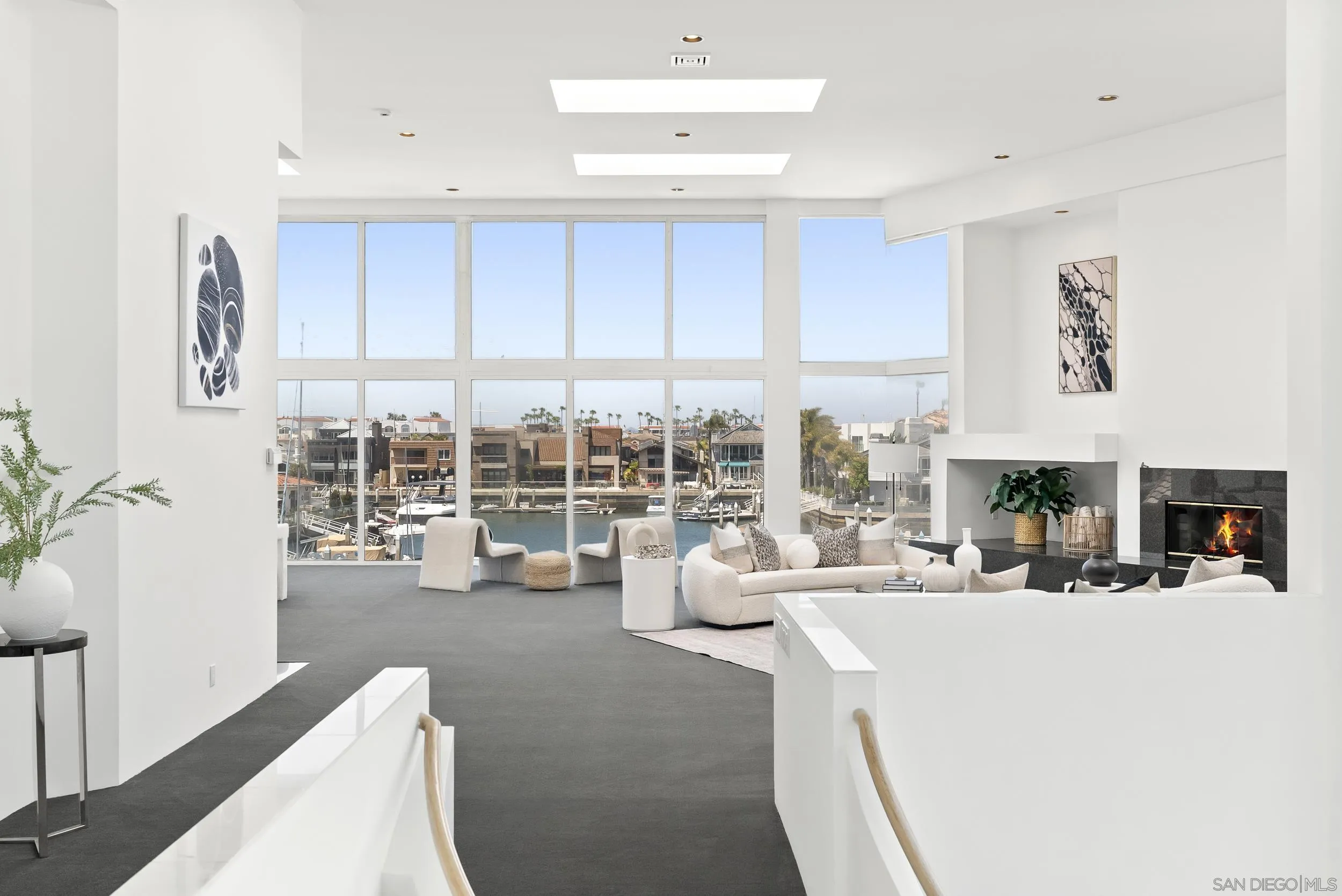 https://cdn.realtyfeed.com/cdn/127/250027089/7eafd3e2e9e1141723619435b65d7c11.webp