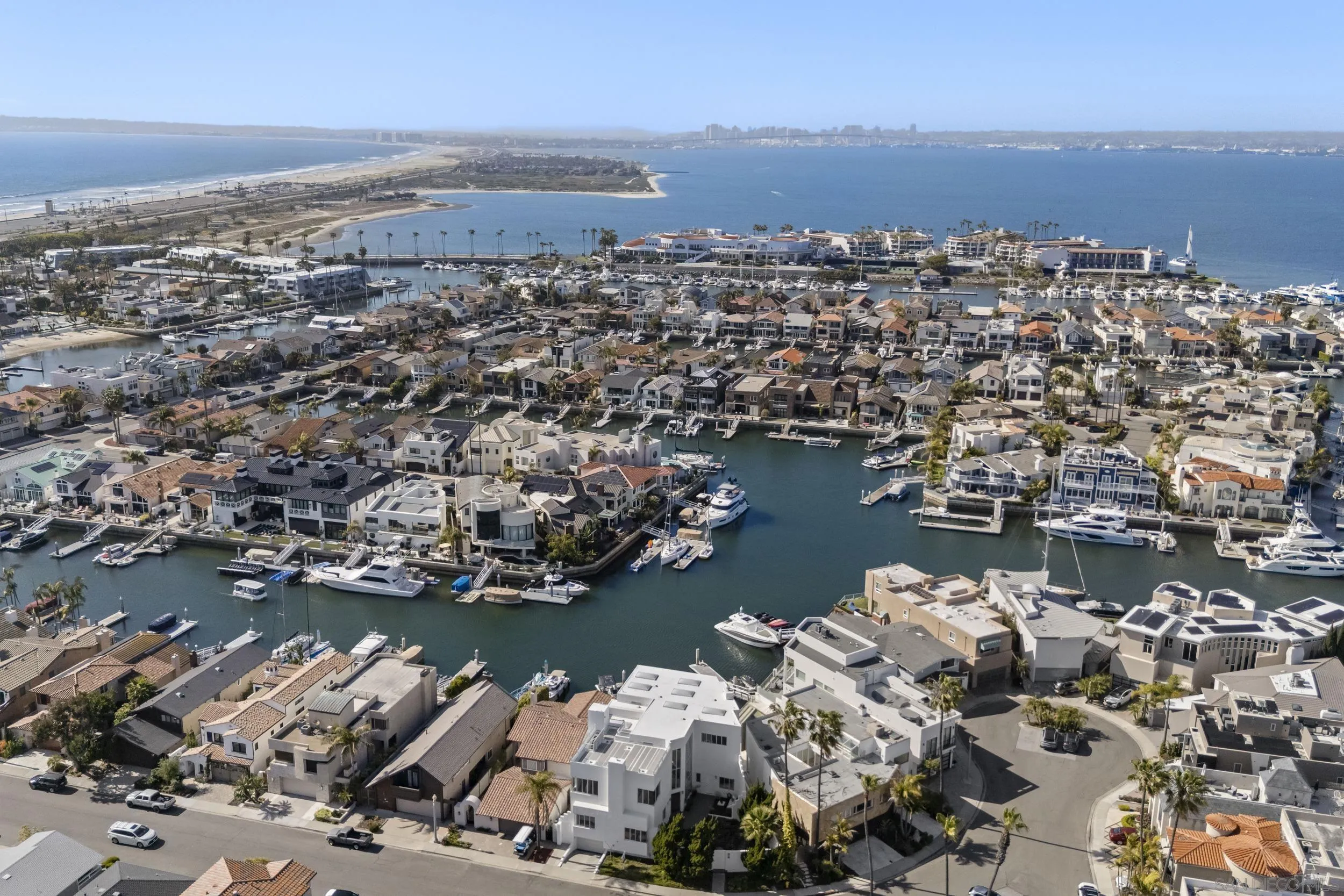 https://cdn.realtyfeed.com/cdn/127/250027089/8fc02ae50fda75496de79e562871d75a.webp