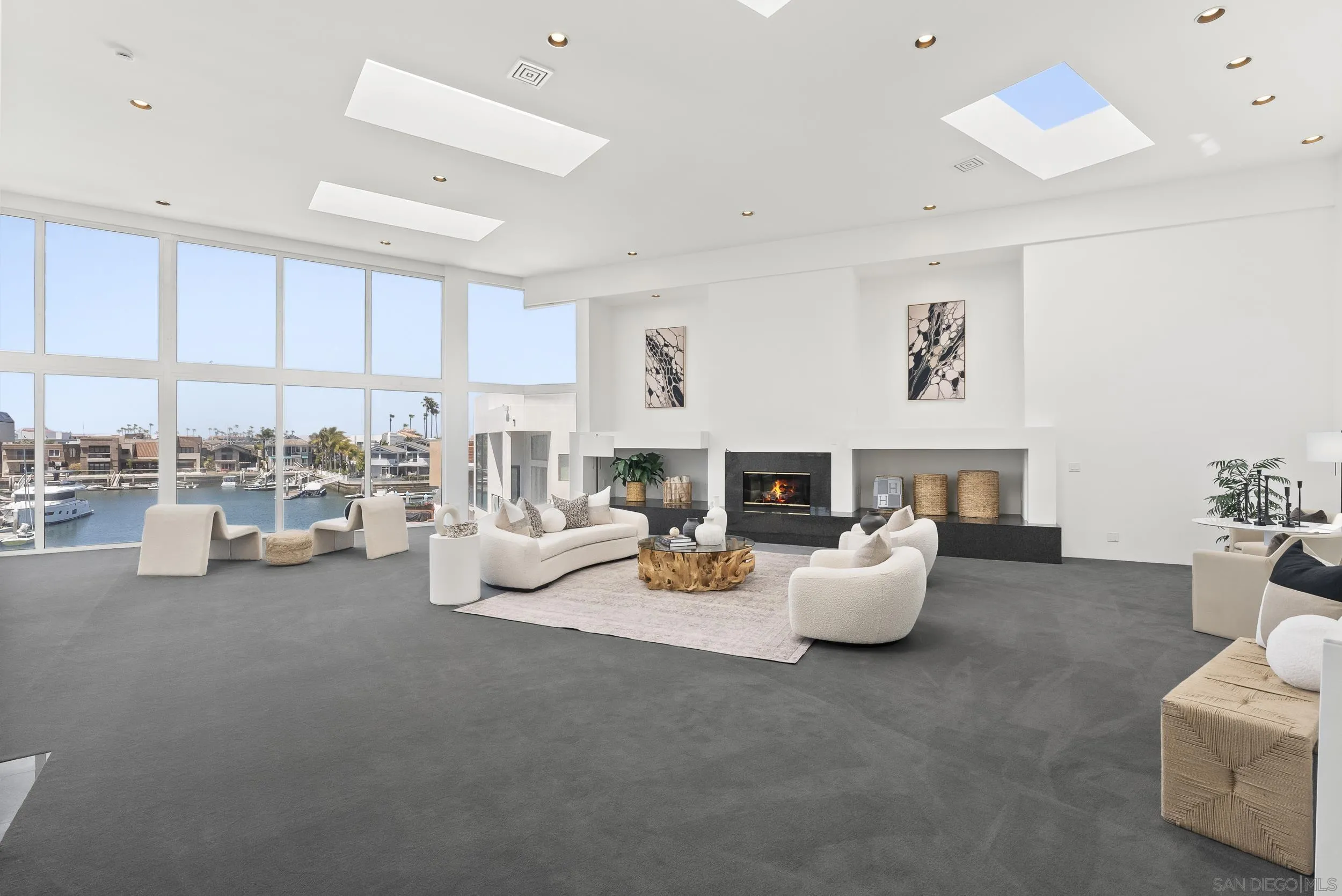 https://cdn.realtyfeed.com/cdn/127/250027089/b4e3e21a9e1700d3ab373ac4db0fe93b.webp