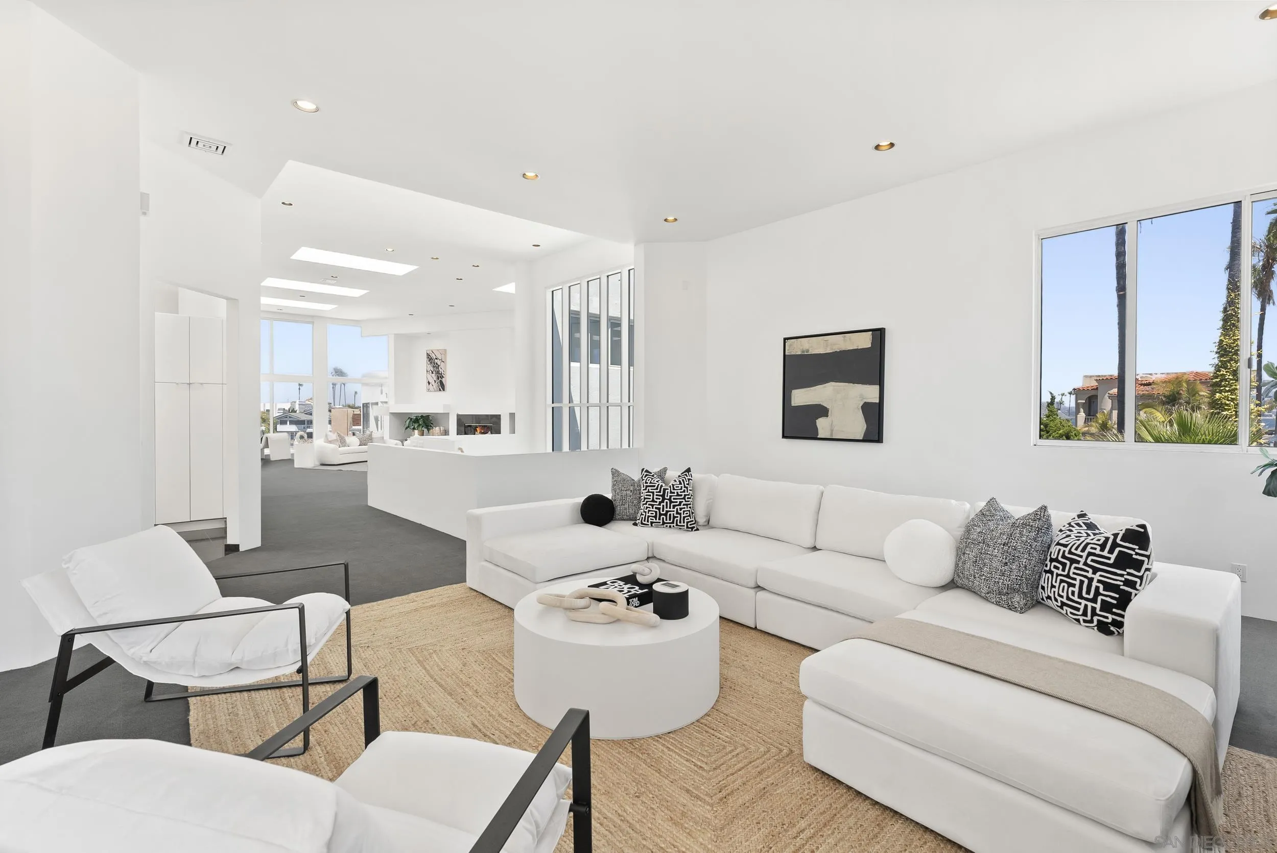 https://cdn.realtyfeed.com/cdn/127/250027089/b739a84b09d50197c63d25db78010aad.webp