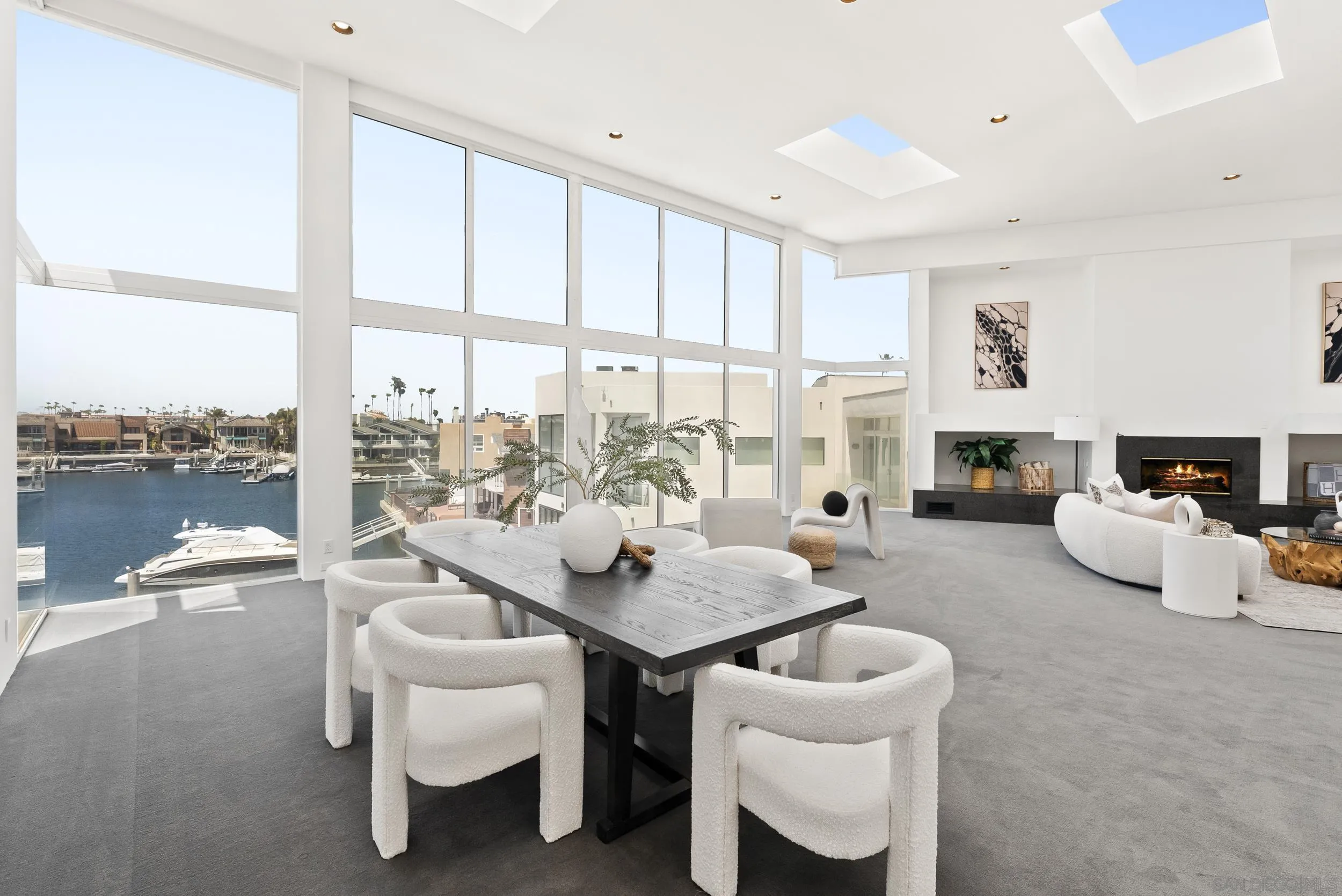 https://cdn.realtyfeed.com/cdn/127/250027089/bd11724fec69a25654001d268e89ff57.webp