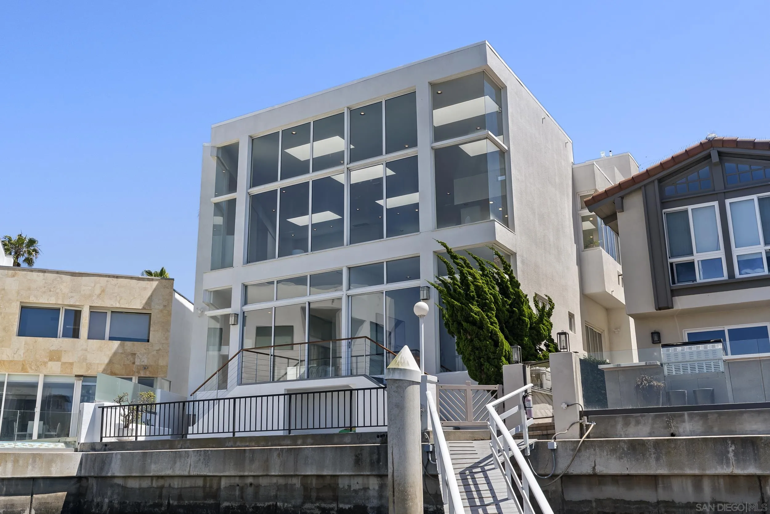 https://cdn.realtyfeed.com/cdn/127/250027089/dcdb31290ac7e17b08b7e69db34d96d3.webp