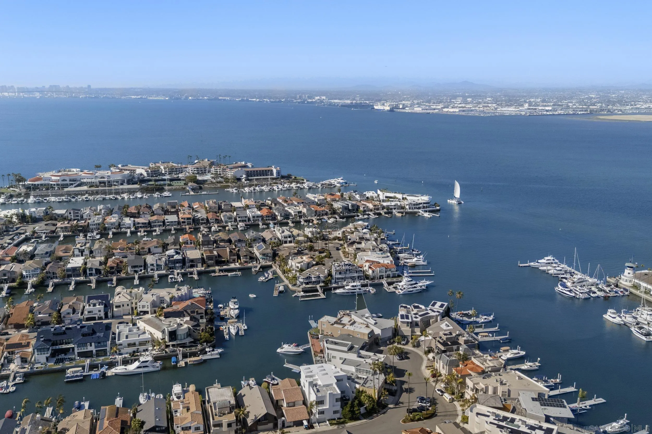 https://cdn.realtyfeed.com/cdn/127/250027089/e2ce54cb75a7500bfc25527b4dd8be82.webp
