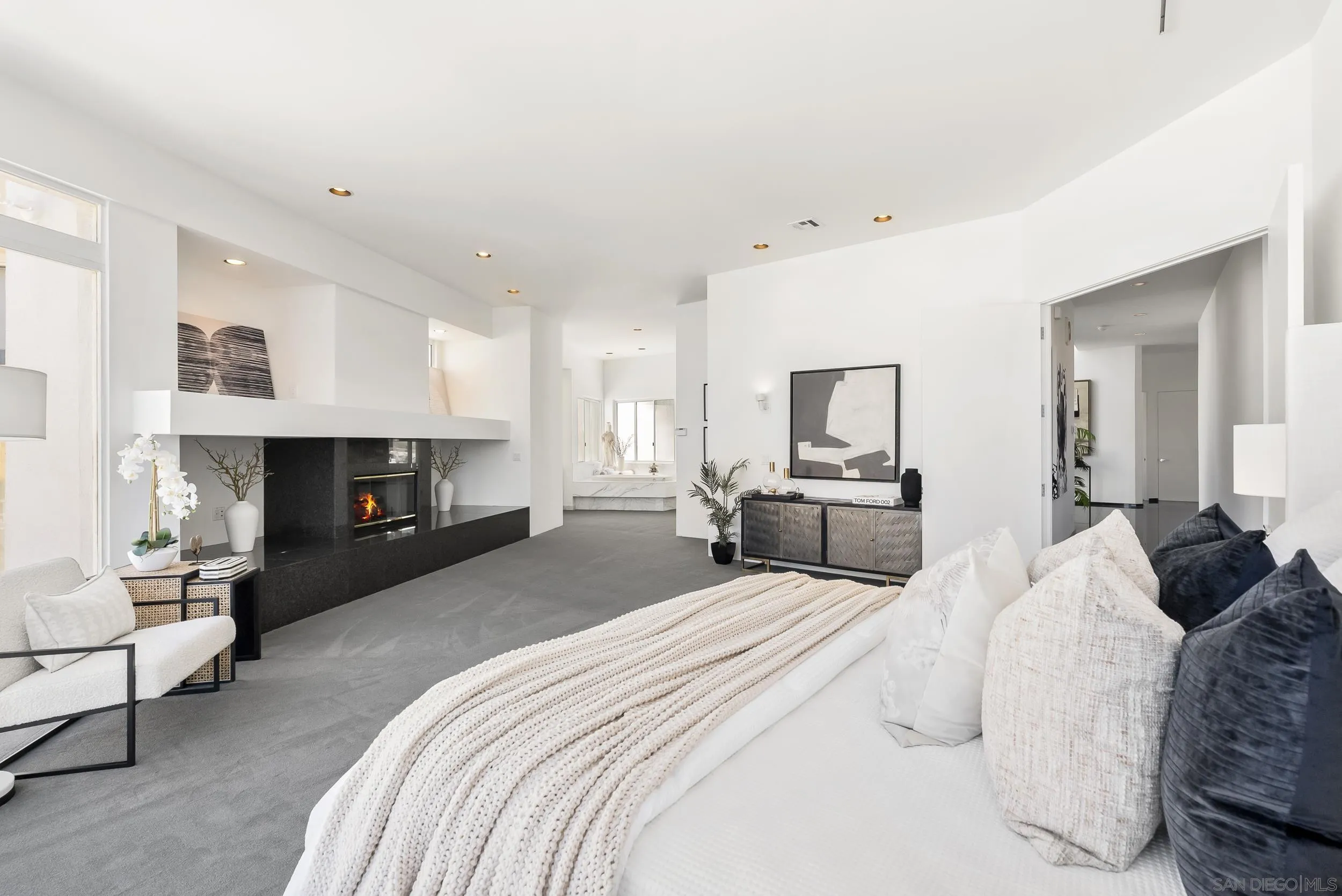 https://cdn.realtyfeed.com/cdn/127/250027089/ec9544b67aab81024fa70bb9afea20ad.webp