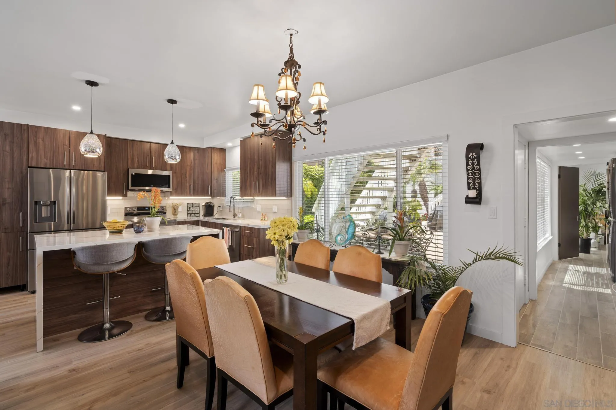 https://cdn.realtyfeed.com/cdn/127/250027174/31b96cba36c9f1b990cae706982a38dd.webp