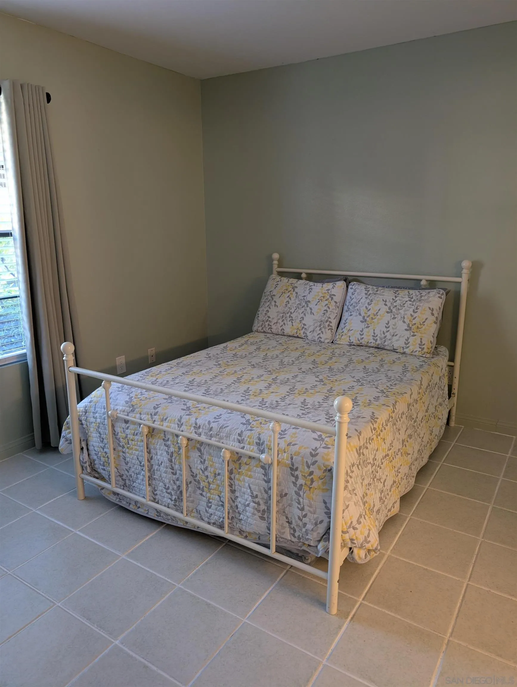 Photo #6: 250027179 Listing 