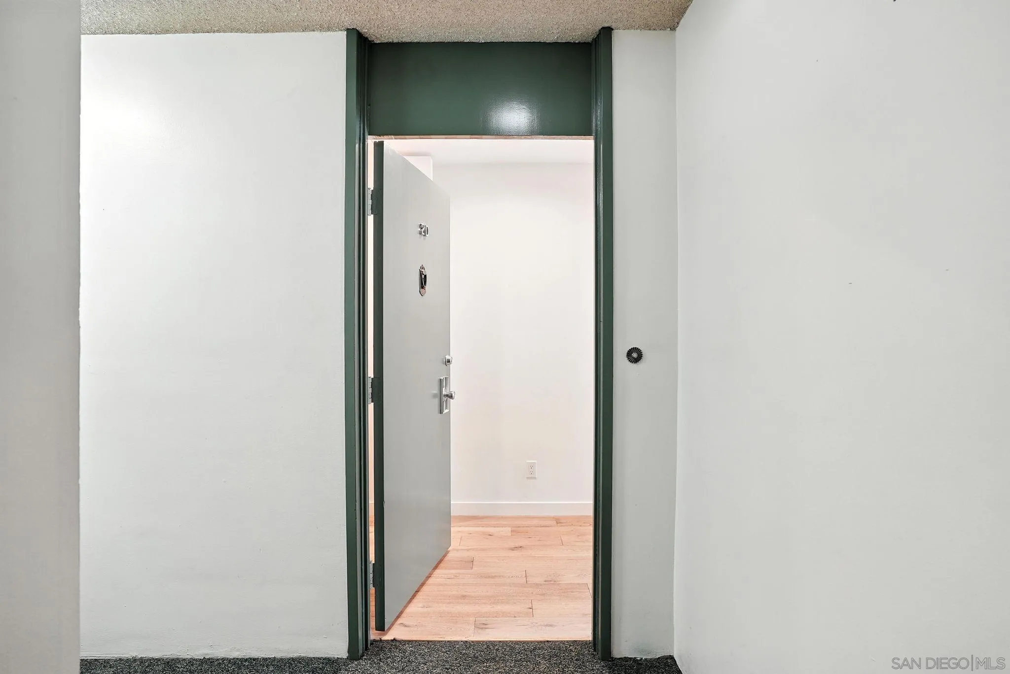 https://cdn.realtyfeed.com/cdn/127/250027181/8d1b983c892da204f76b41e53dafadcc.webp