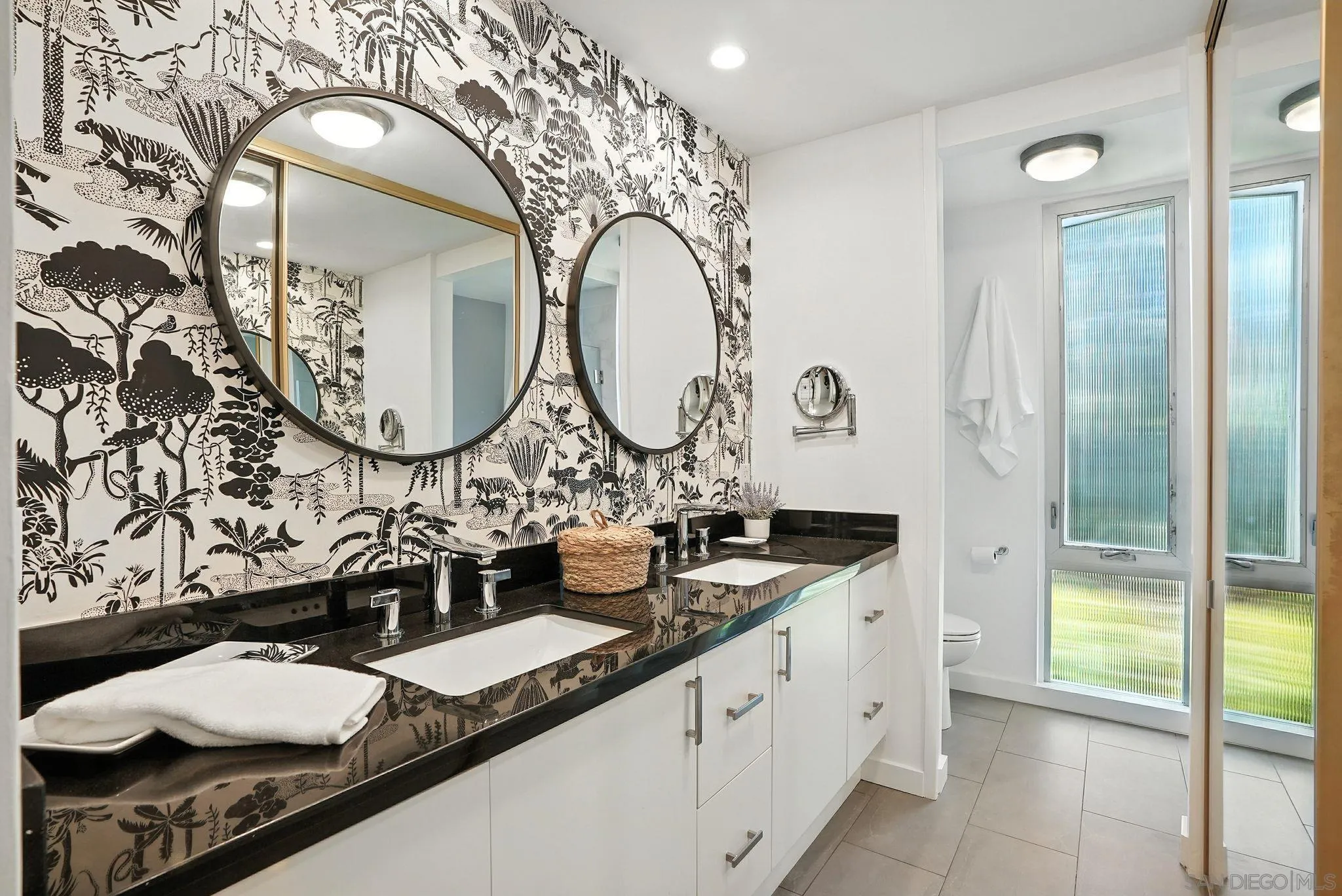 https://cdn.realtyfeed.com/cdn/127/250027181/af86facfdecb32922e3c223832ecedb1.webp