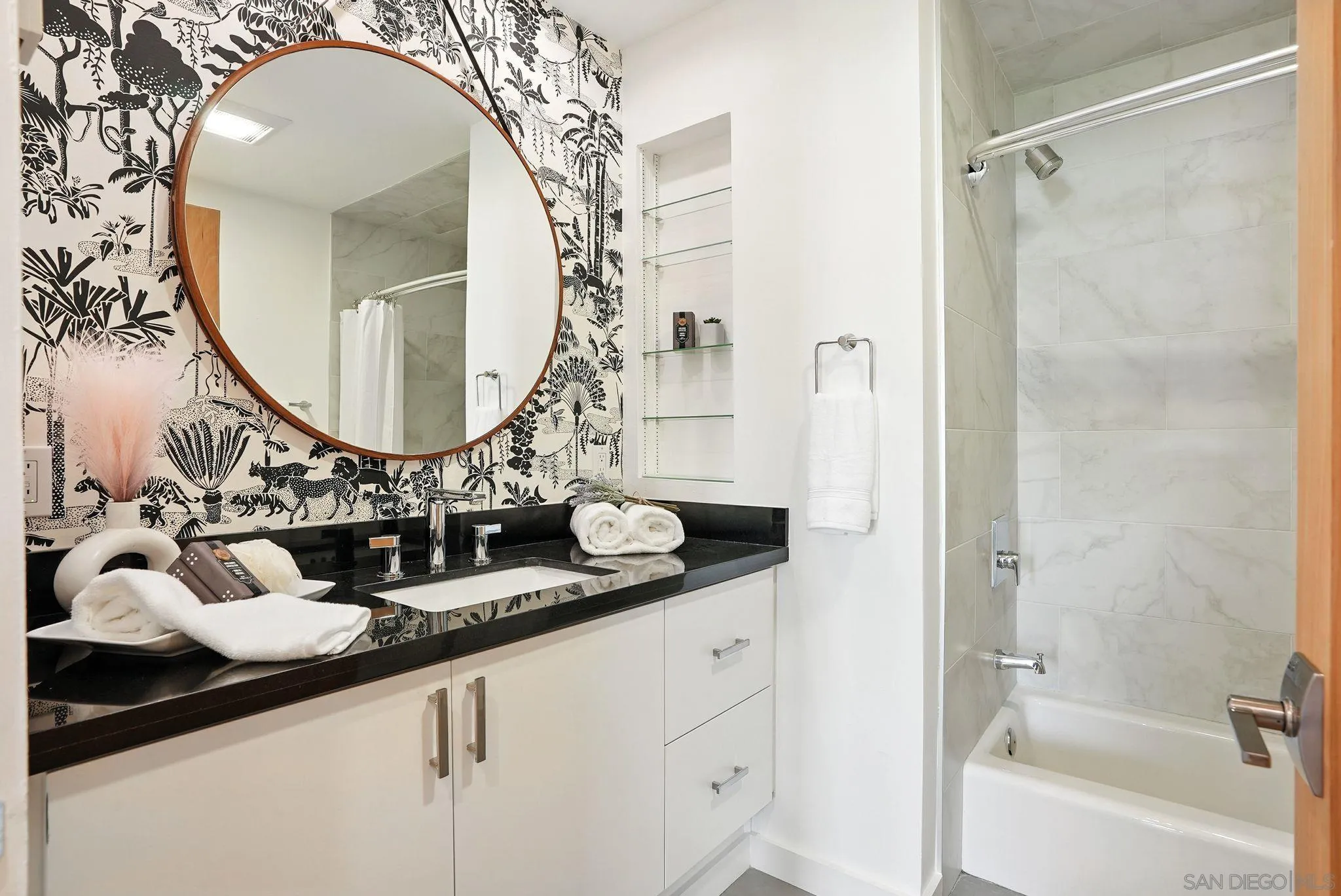 https://cdn.realtyfeed.com/cdn/127/250027181/f0328603547f8ddf196490f13548ad67.webp