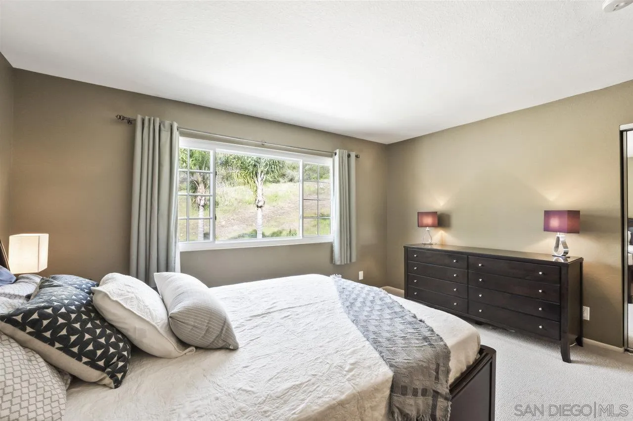 https://cdn.realtyfeed.com/cdn/127/250027222/792116c6c68be7c2b55f92181139b702.webp