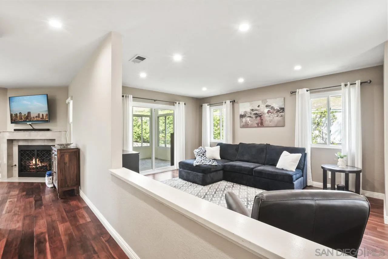 https://cdn.realtyfeed.com/cdn/127/250027222/9b1916a47235f613977e10bbb5454665.webp
