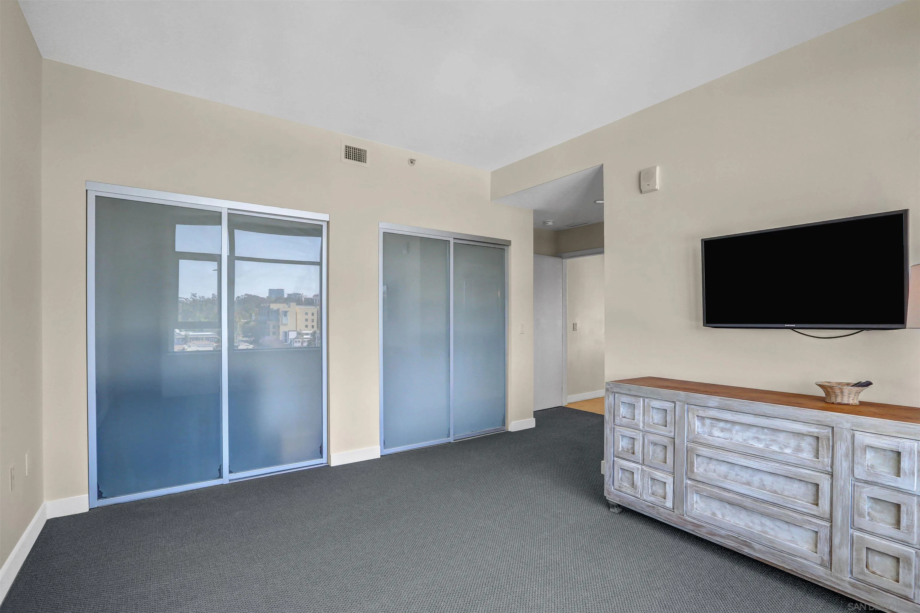 Photo #15: 250027233 Listing: Photo #15