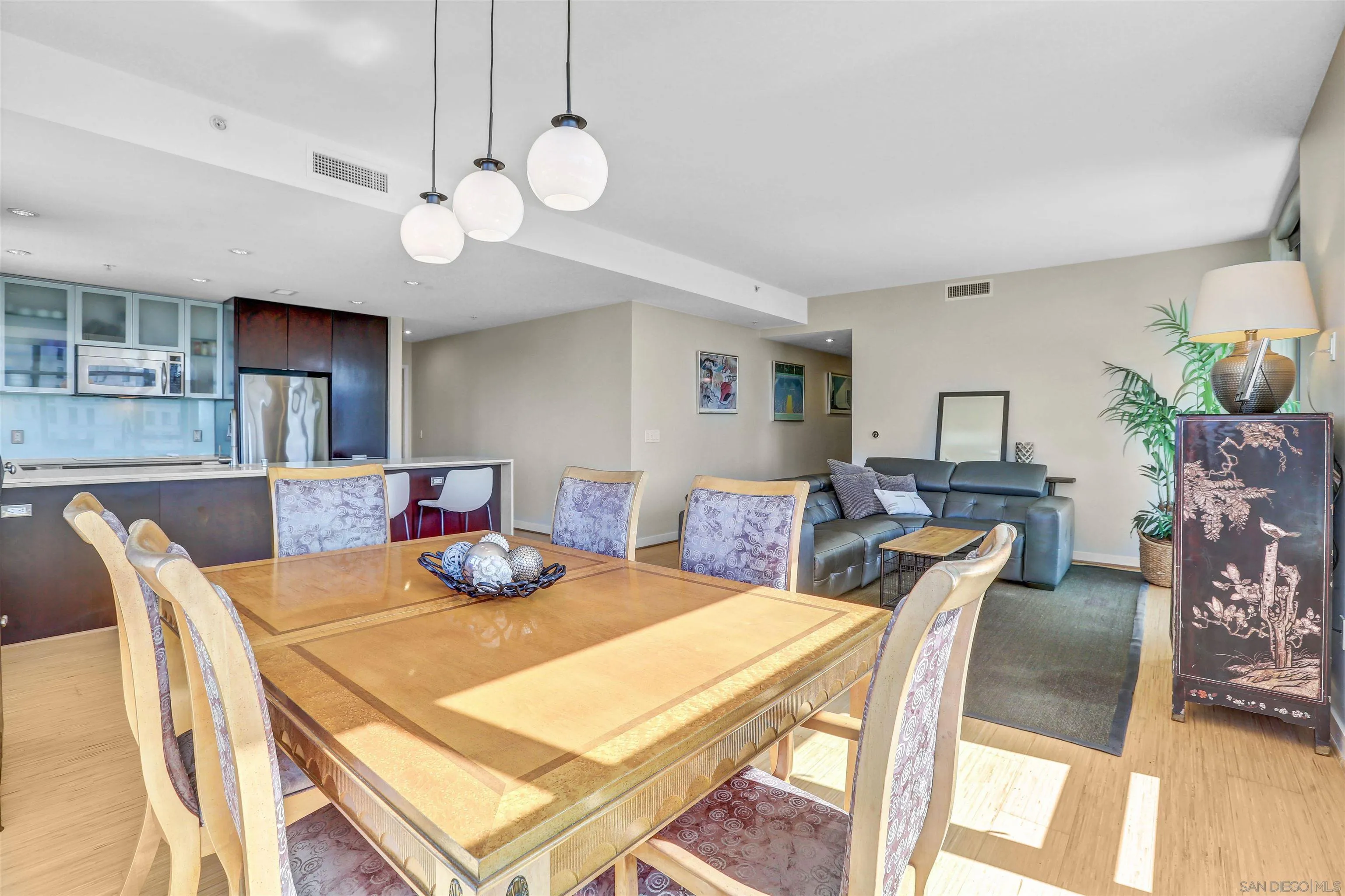 Photo #6: 250027233 Listing 