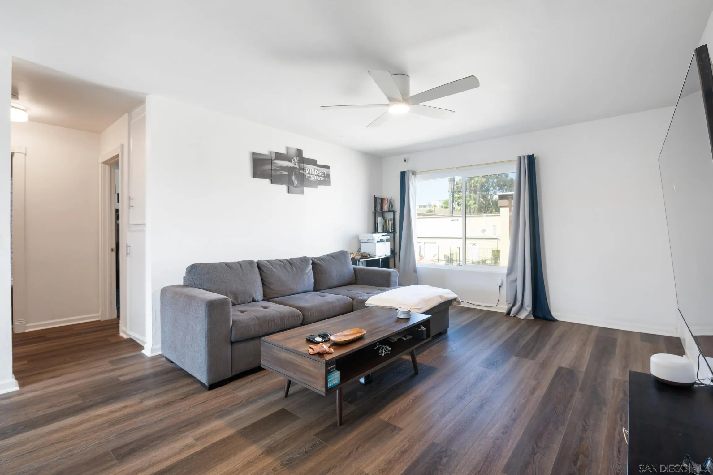 Photo #3: 250027247 Listing 