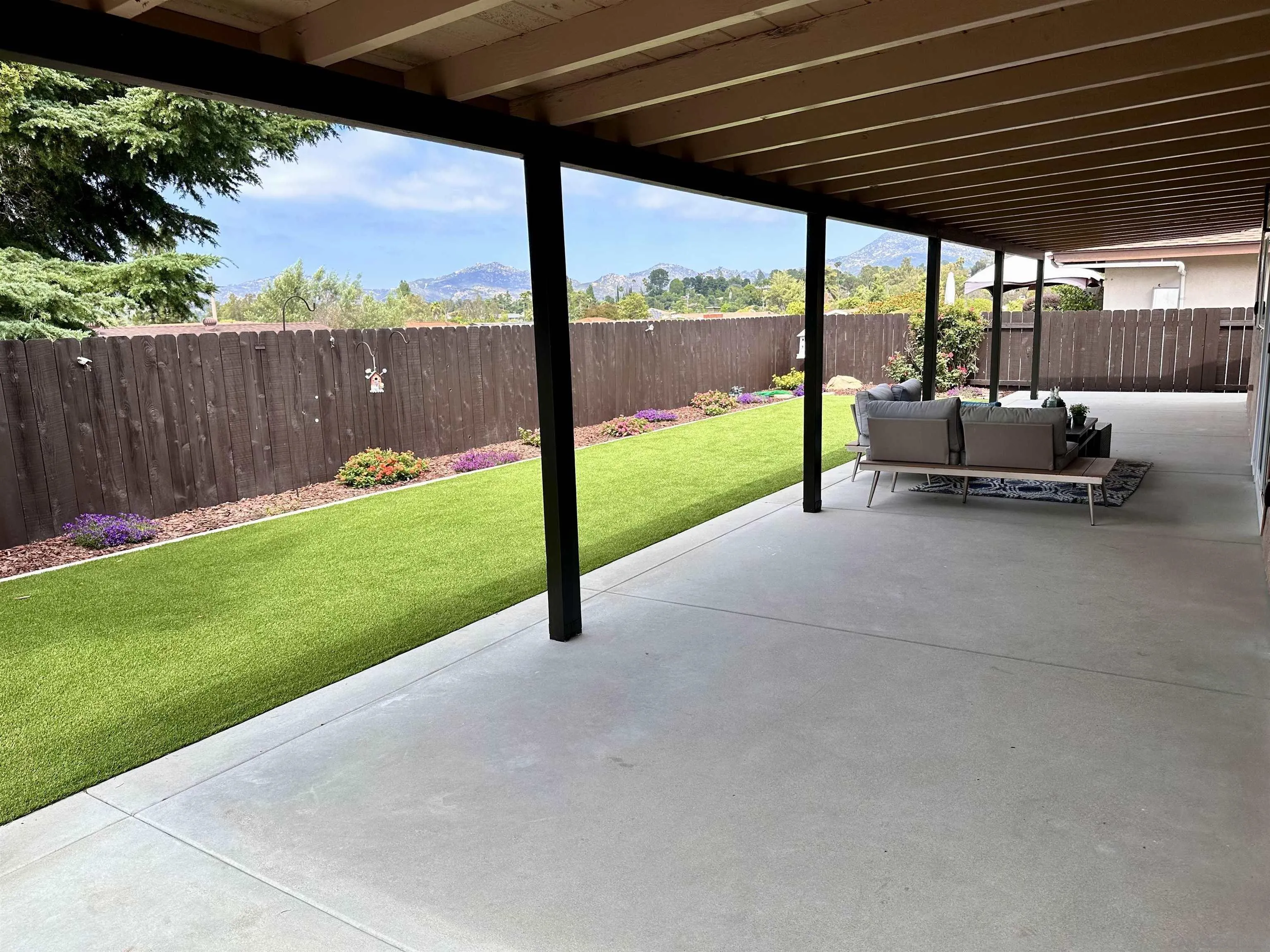 https://cdn.realtyfeed.com/cdn/127/250027263/a46c712787815e73617ce2b0f8e28058.webp