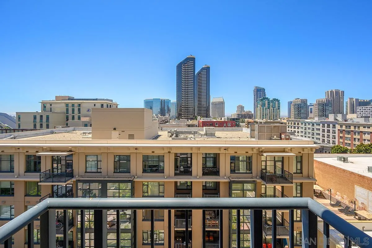 Photo #2: 250027318 Listing 