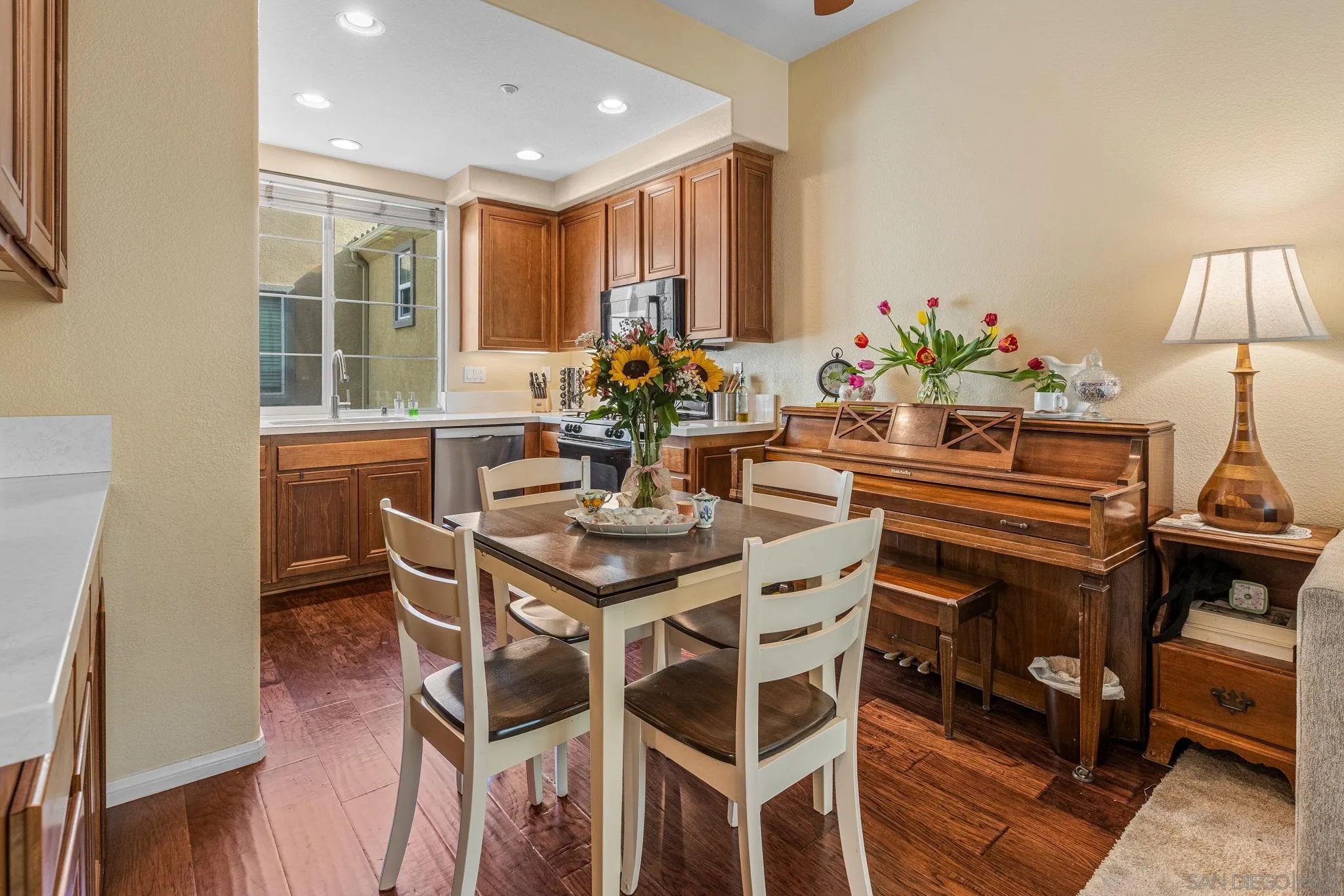 Photo #8: 250027336 Listing: Photo #8