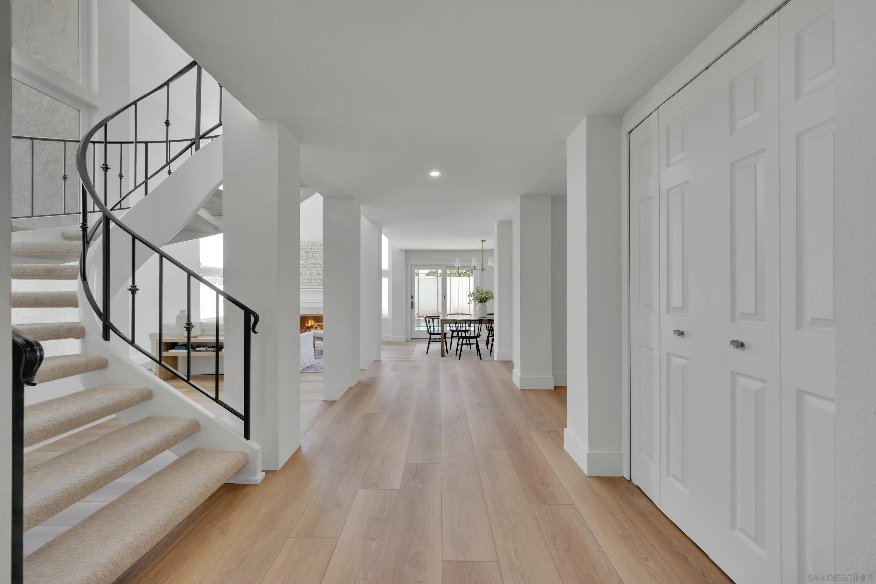 https://cdn.realtyfeed.com/cdn/127/250027368/624aa20e9e115a5d6952e606ee1337aa.webp