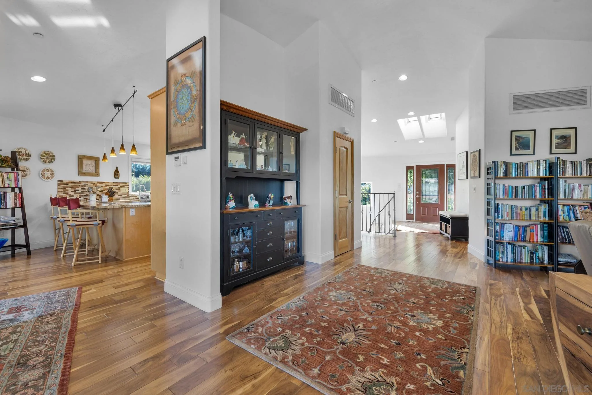 https://cdn.realtyfeed.com/cdn/127/250027409/46c80c766967f721a09b95c58bf43c8a.webp
