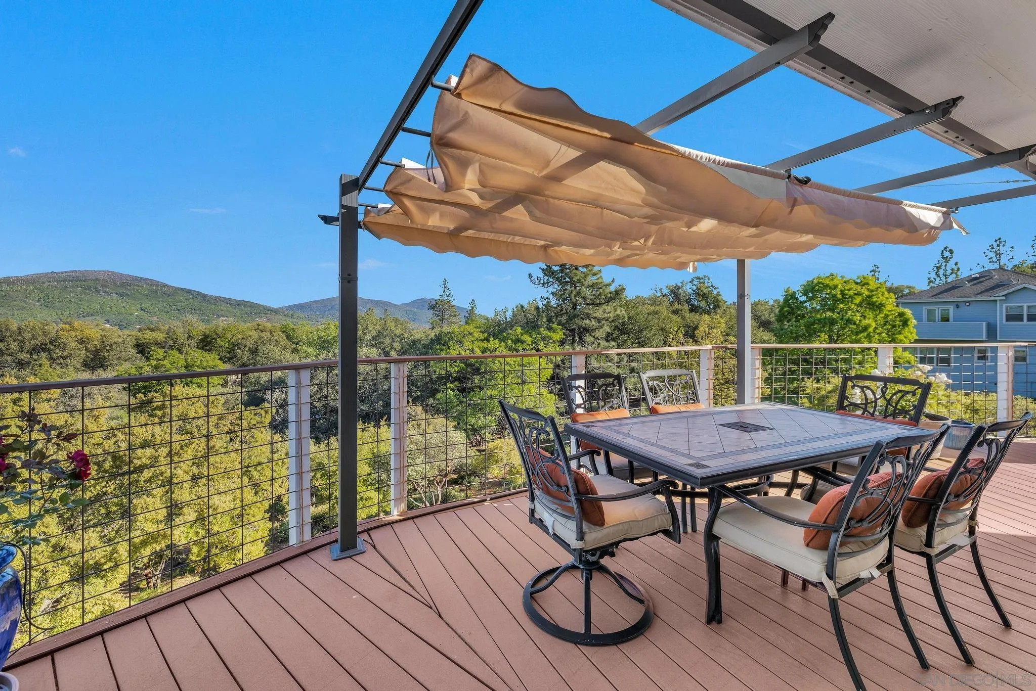 https://cdn.realtyfeed.com/cdn/127/250027409/fa64de2d747b4d51755113d6274b02fc.webp