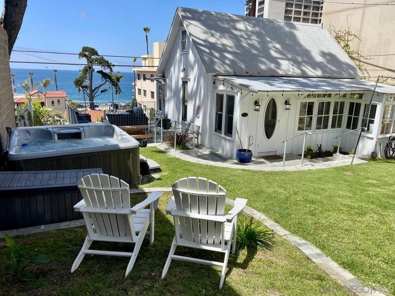 La Jolla, CA 92037