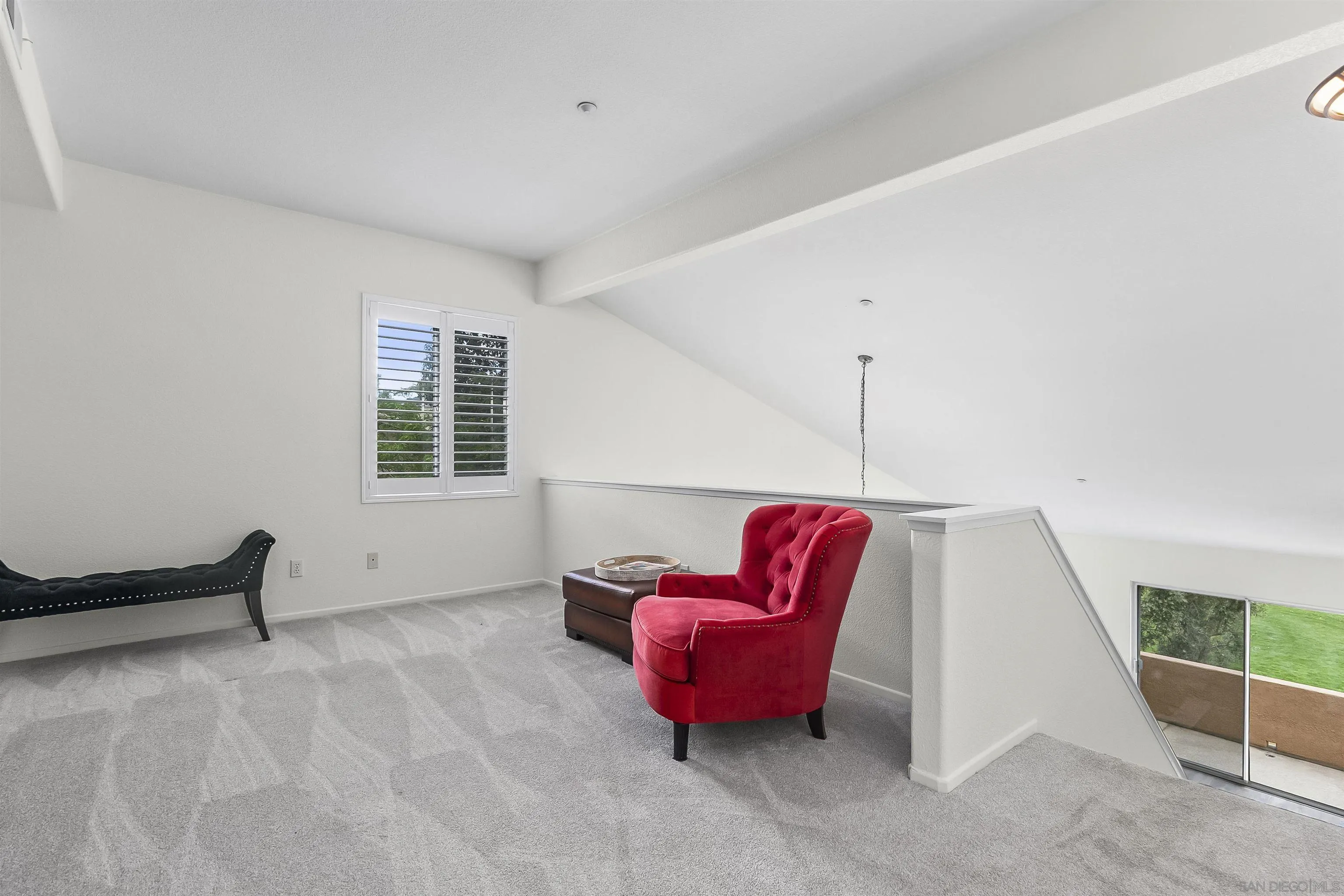 https://cdn.realtyfeed.com/cdn/127/250027430/288fea9c9c54e7f19b6ad209ba1cb79b.webp