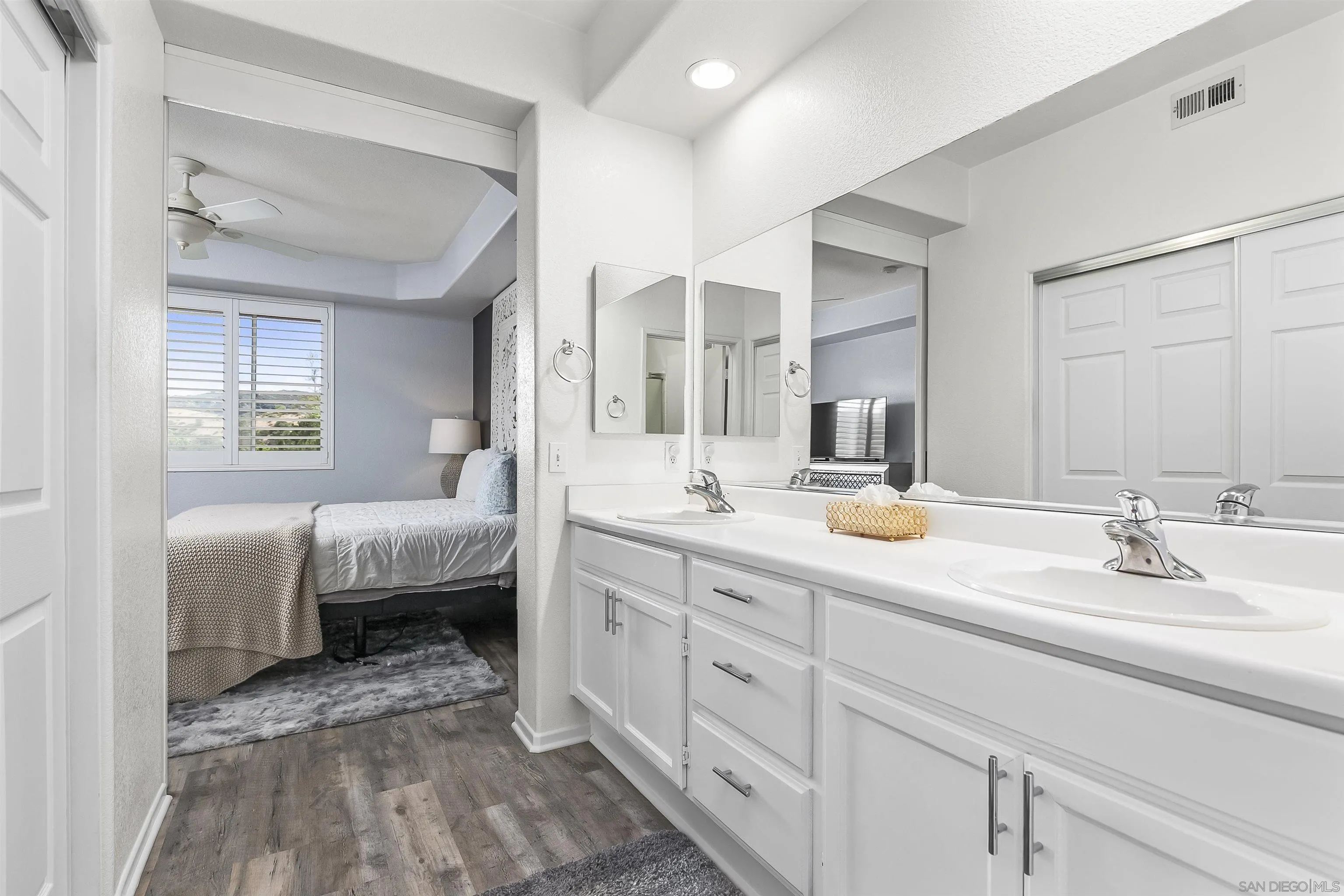 https://cdn.realtyfeed.com/cdn/127/250027430/bf4e6ba9ceb171f6502066917d909be2.webp