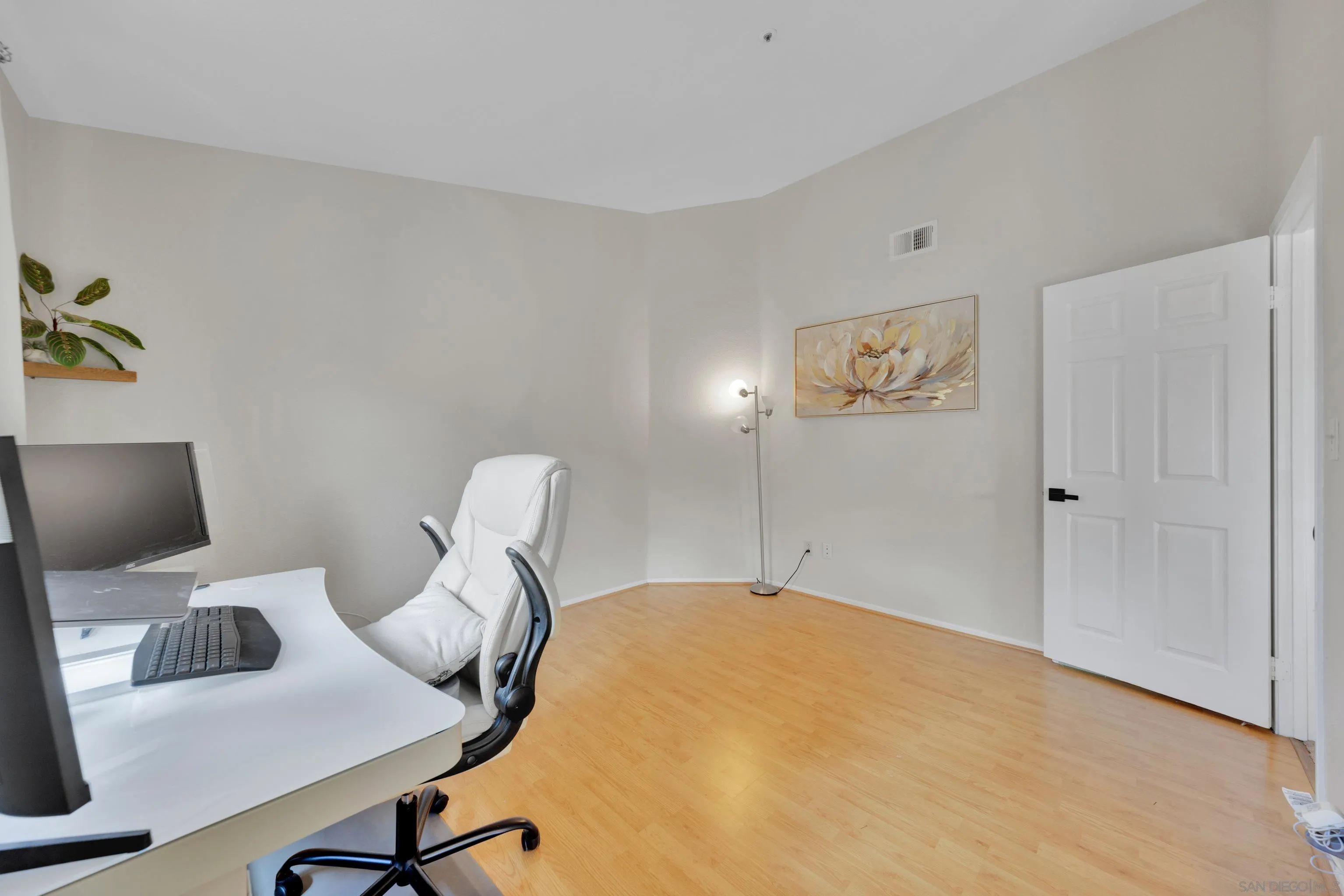 https://cdn.realtyfeed.com/cdn/127/250027434/364fe99e13b22c0beaafd83224fa1df6.webp