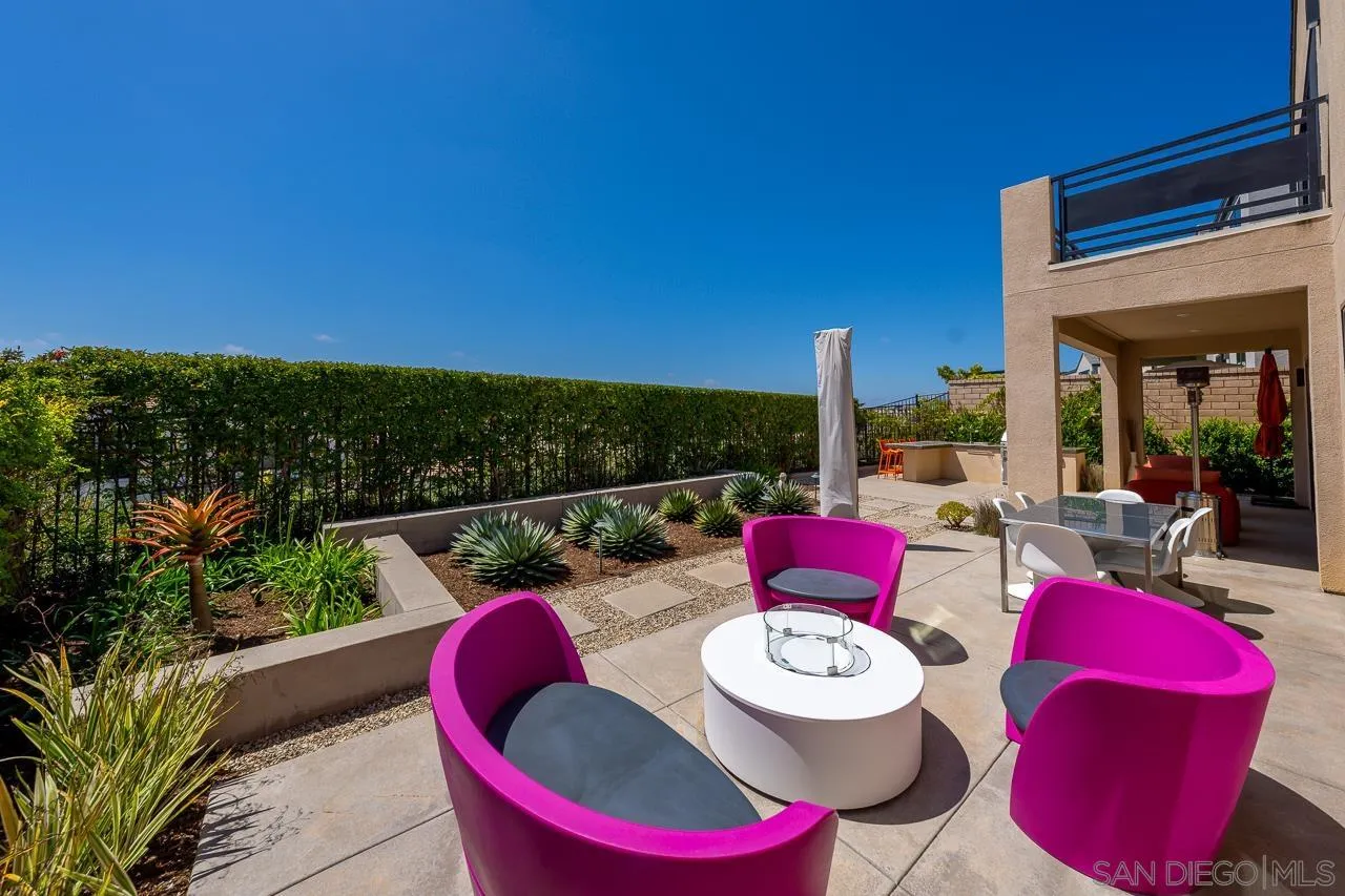 https://cdn.realtyfeed.com/cdn/127/250027437/1ac76c8e8285b79ec4cf965aef3538a5.webp