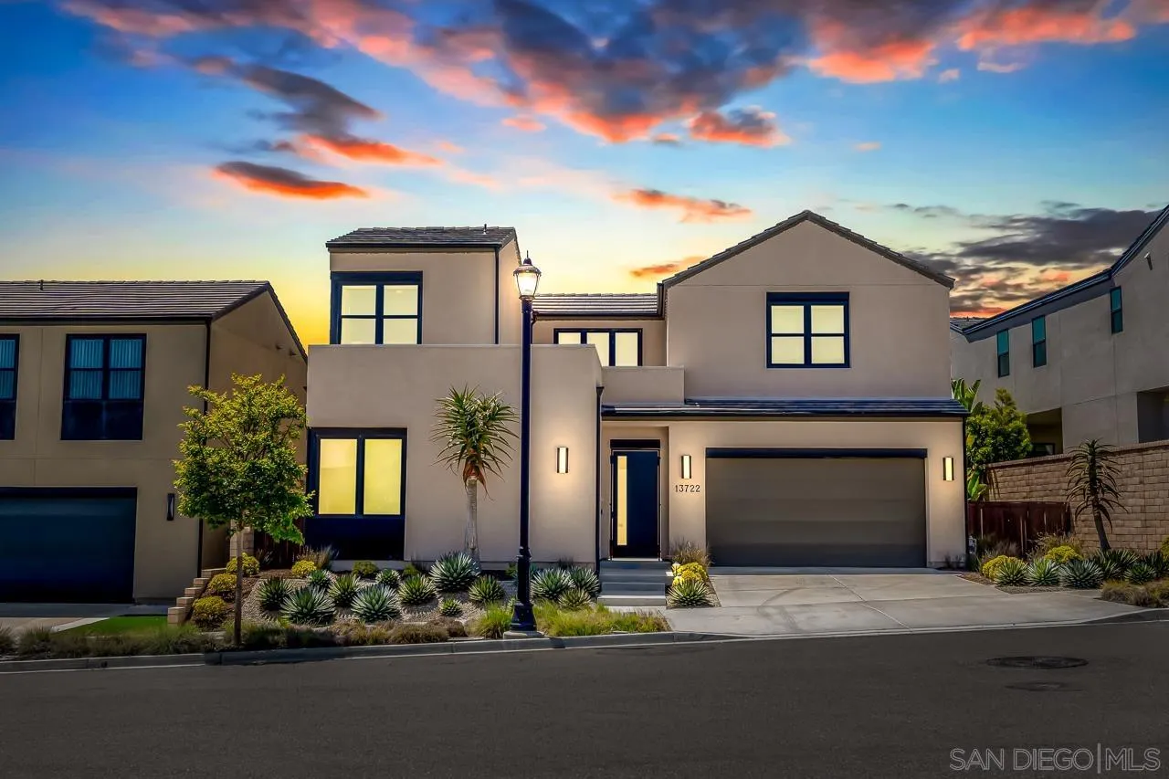 https://cdn.realtyfeed.com/cdn/127/250027437/fbc9de542881e4a4d7de3e48a3a9cdc8.webp