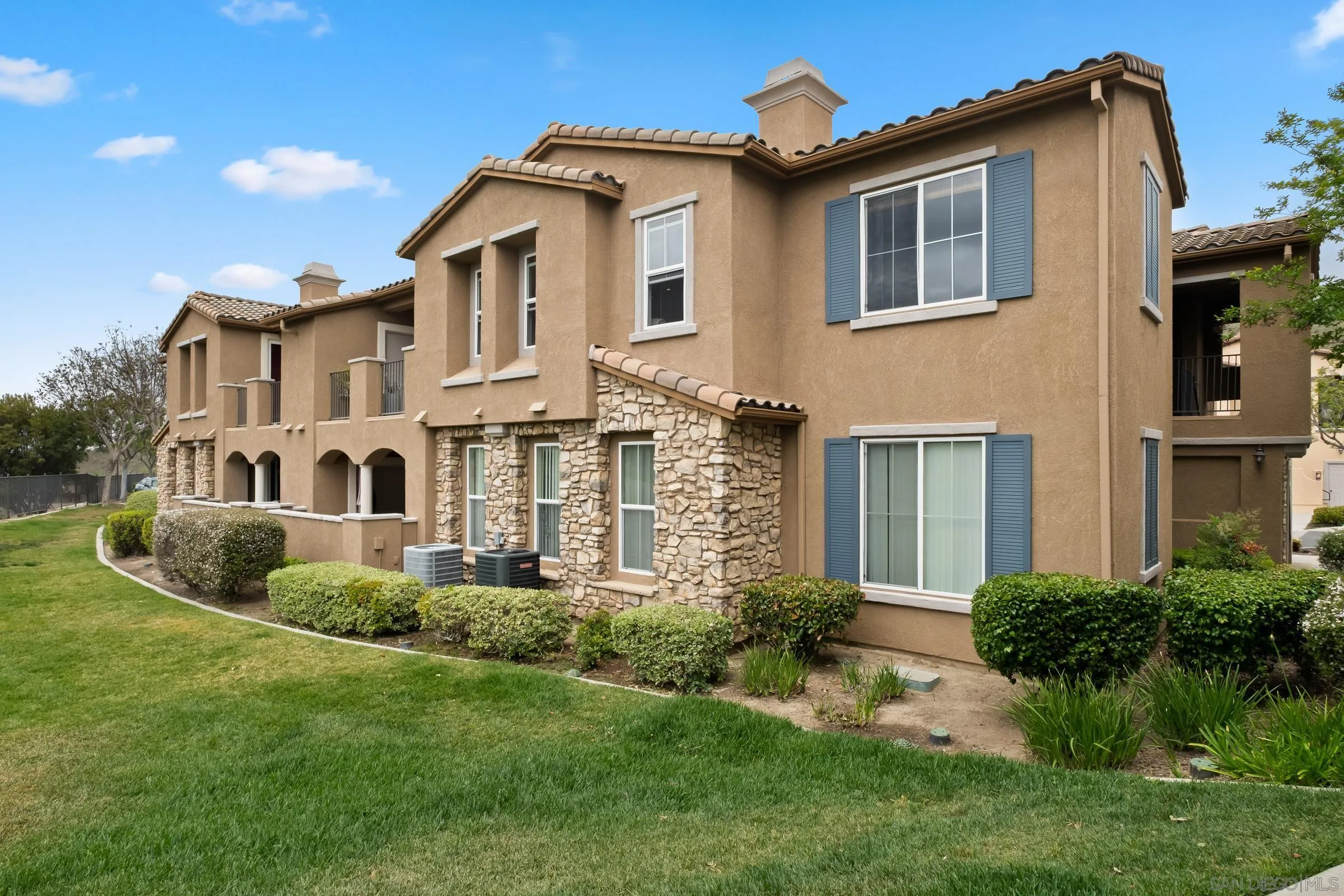 Photo #3: 250027451 Listing 