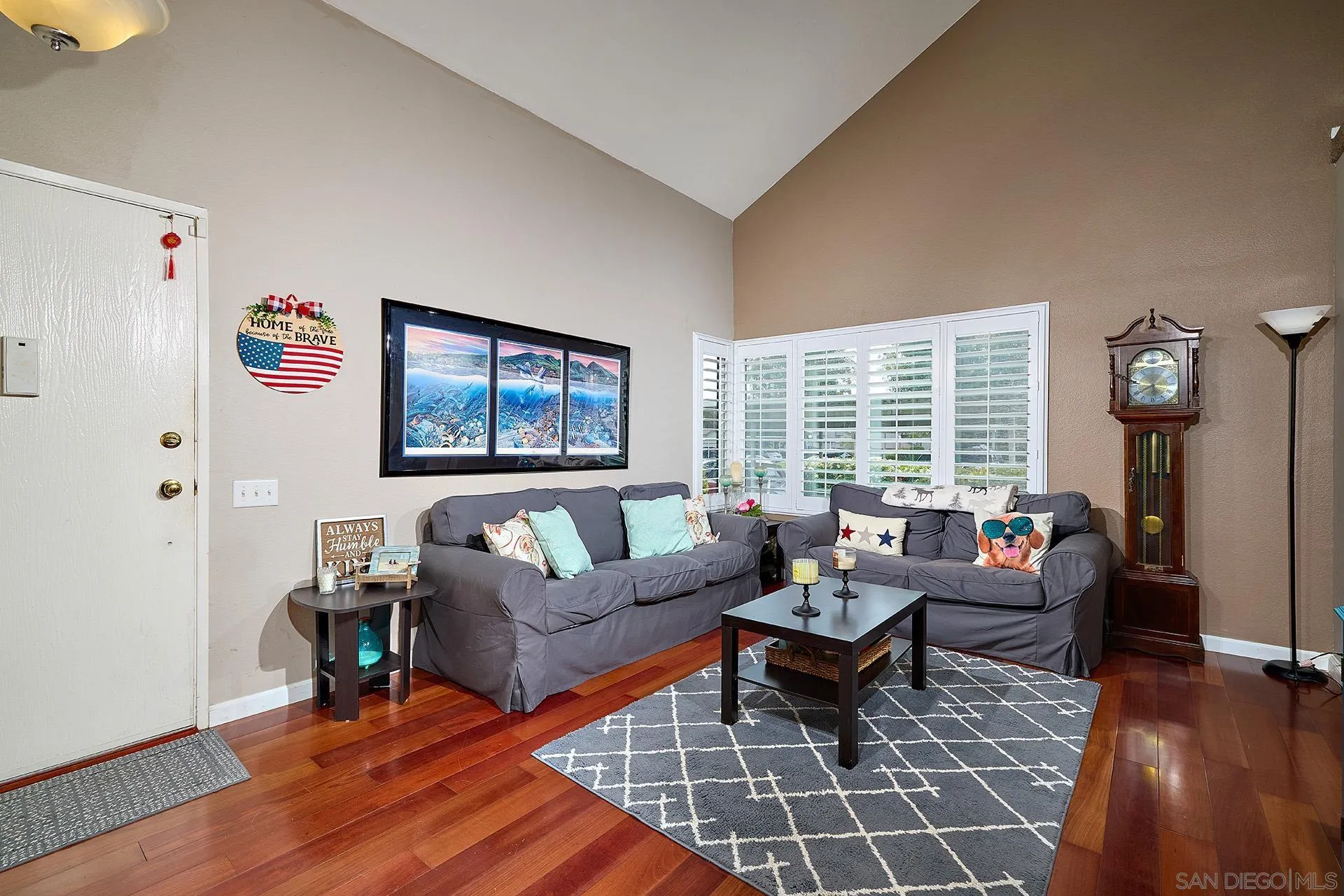 Photo #3: 250027472 Listing 