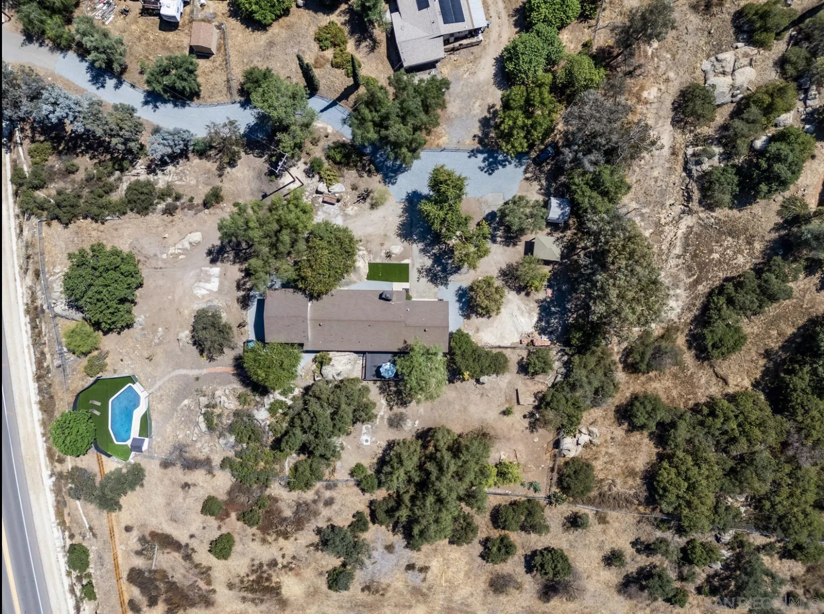 https://cdn.realtyfeed.com/cdn/127/250027479/5fdd2887f10e0ae4f7d7dc9e0c8007d1.webp
