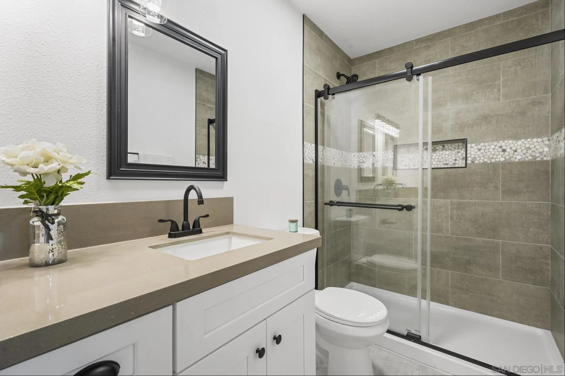 https://cdn.realtyfeed.com/cdn/127/250027479/6769a50fe0e7786f82a47c6b5a7a02d6.webp