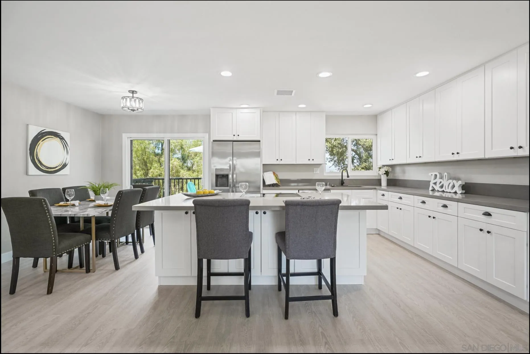 https://cdn.realtyfeed.com/cdn/127/250027479/79f1927654592658292a188663f32b89.webp