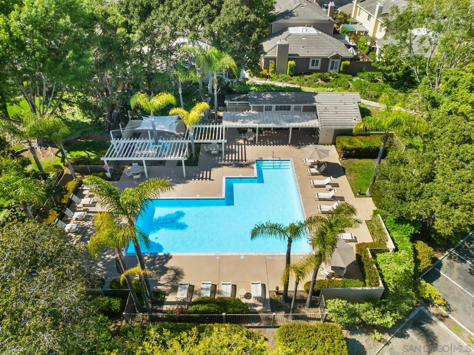 https://cdn.realtyfeed.com/cdn/127/250027483/2ae5082489e9d5b8c79105625192fff1.webp