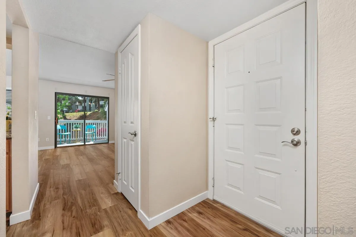 Photo #5: 250027500 Listing 