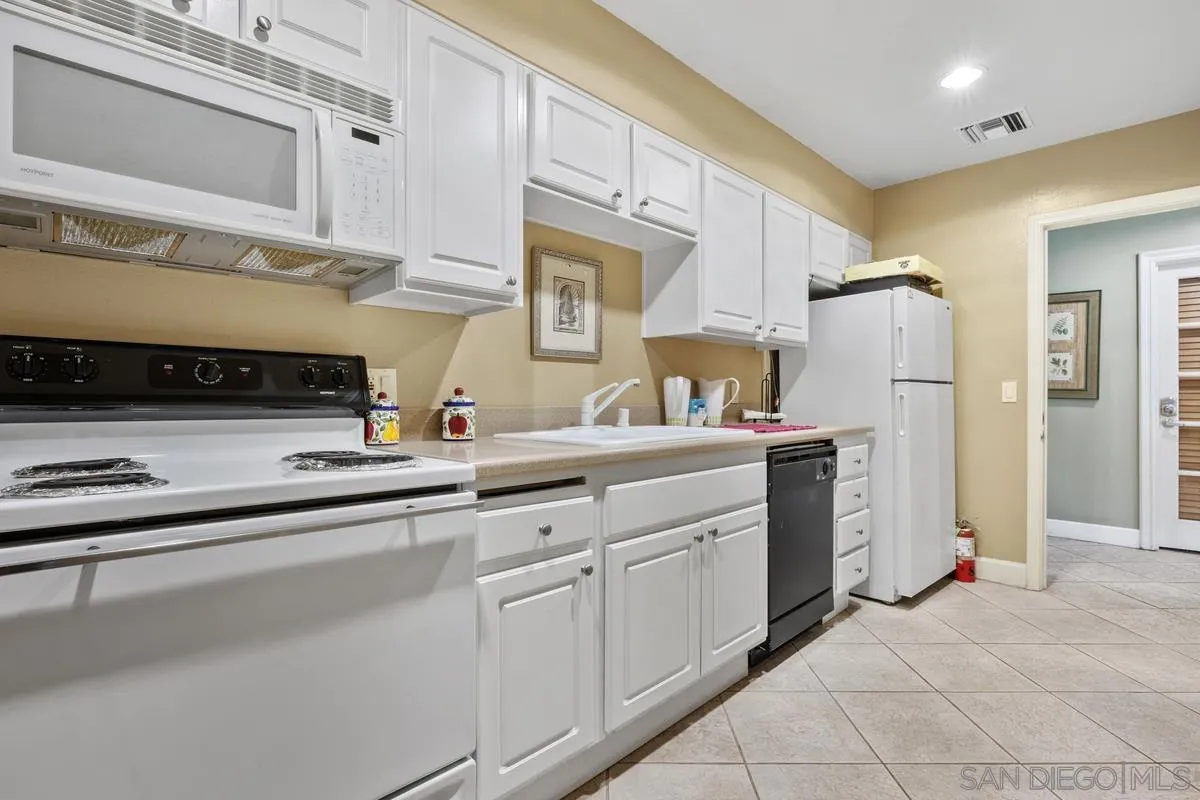 Photo #29: 250027500 Listing: Photo #29