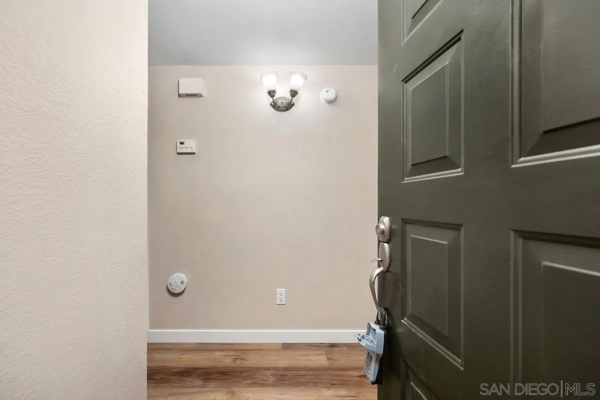 Photo #4: 250027500 Listing 