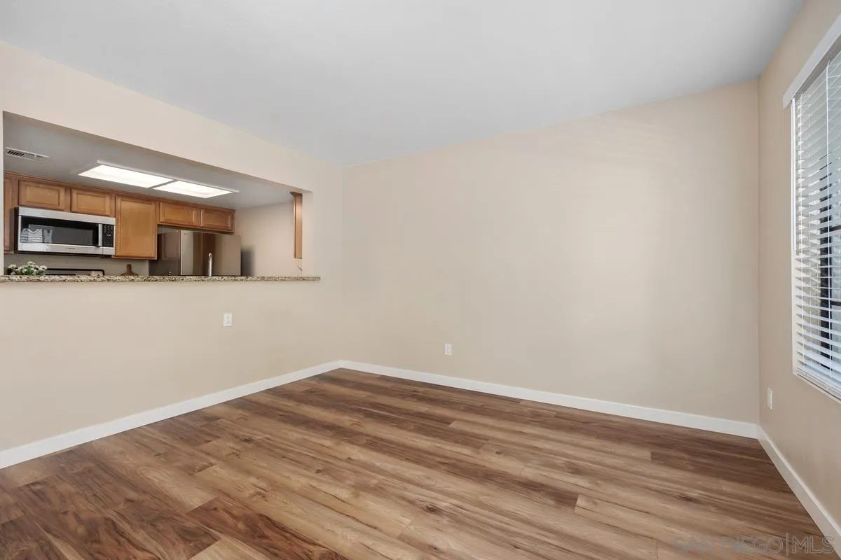 Photo #7: 250027500 Listing: Photo #7