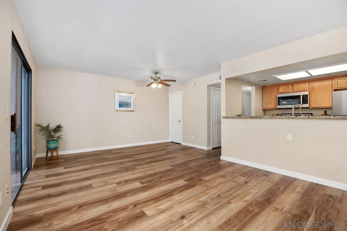Photo #8: 250027500 Listing: Photo #8