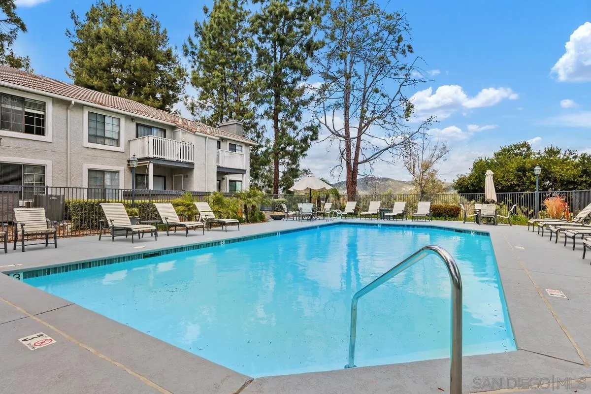 https://cdn.realtyfeed.com/cdn/127/250027500/9f31c9e38067241904e8732e4b82b930.webp