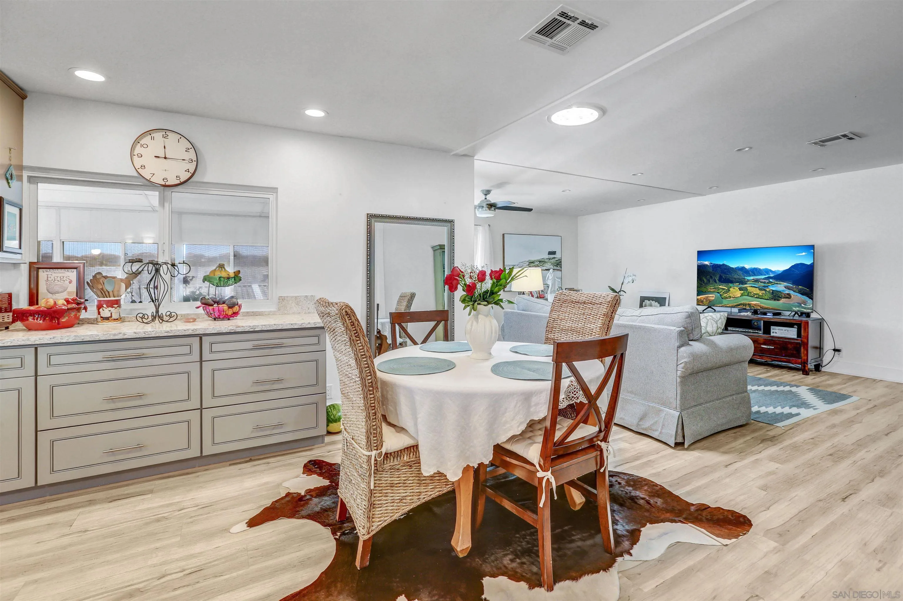 https://cdn.realtyfeed.com/cdn/127/250027502/25bb30a87c967fefc0f8a2d71e4ccea0.webp