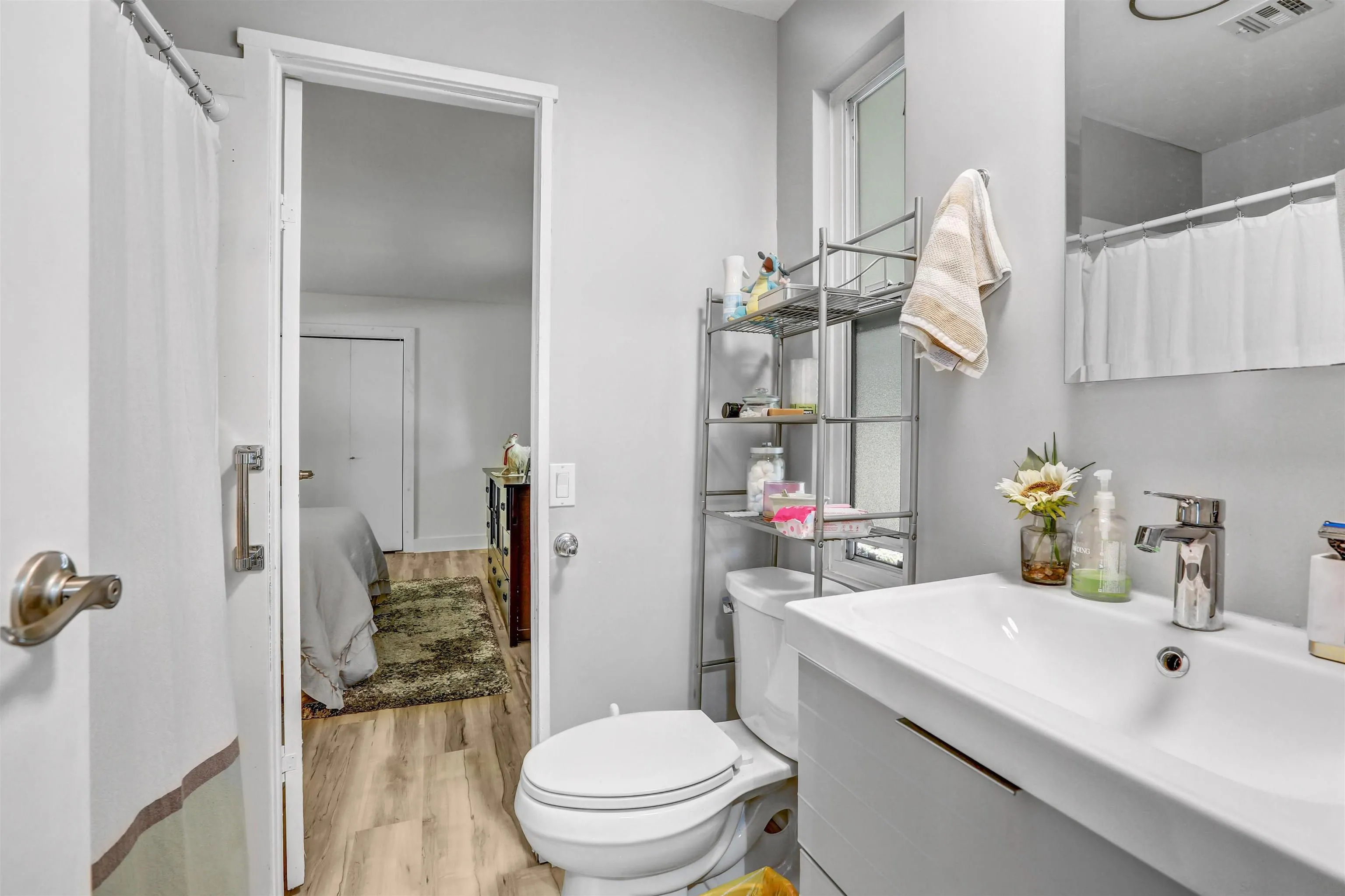 https://cdn.realtyfeed.com/cdn/127/250027502/c125b040e7e77c3ee65a70fc235eb8d2.webp