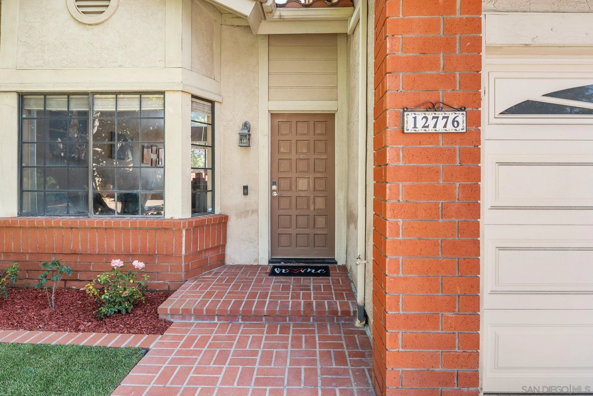 https://cdn.realtyfeed.com/cdn/127/250027505/2bad63e039f17a0455f3d962ba611de1.webp