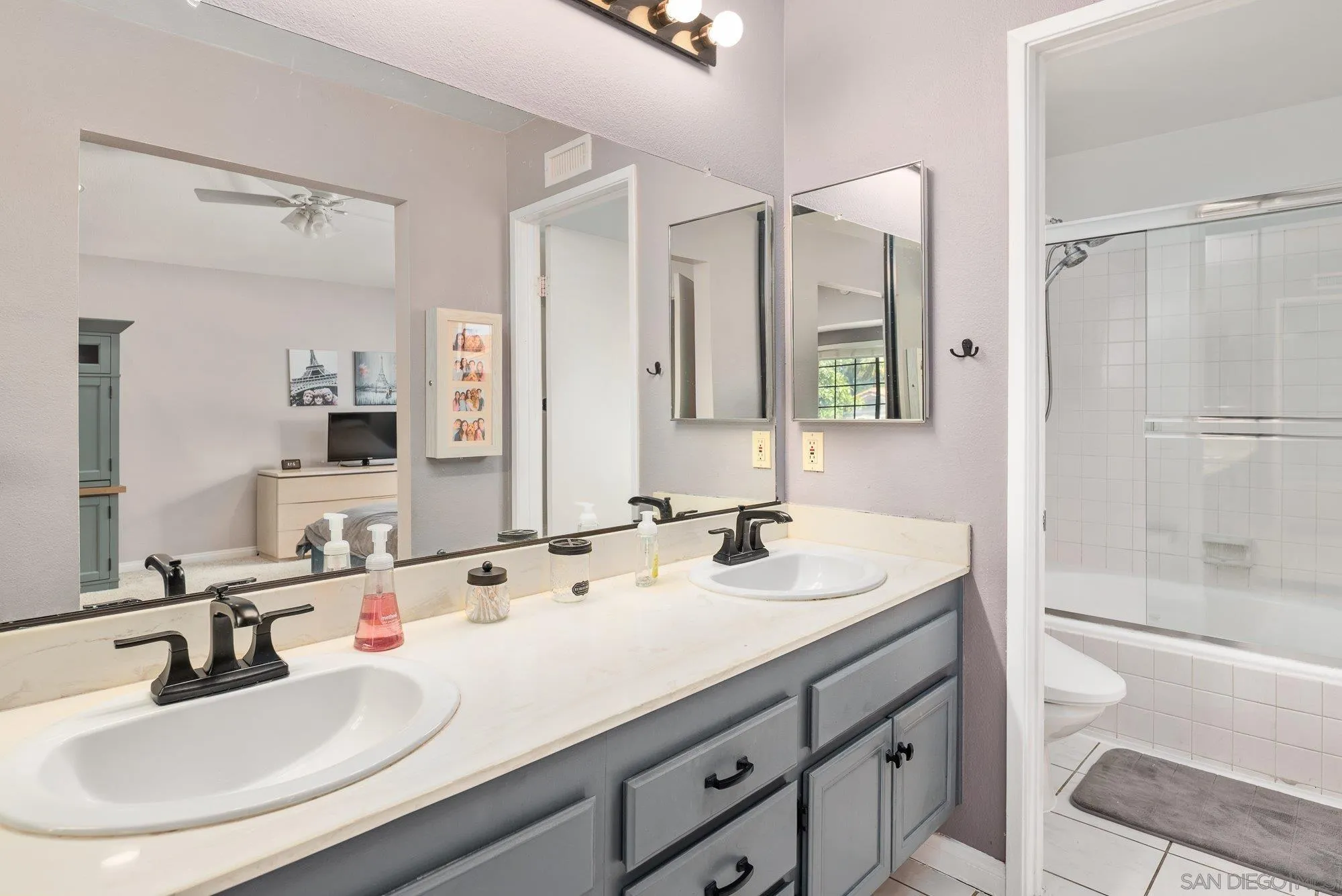 https://cdn.realtyfeed.com/cdn/127/250027505/6cf562fe2da971db7a0f49f4beed9438.webp