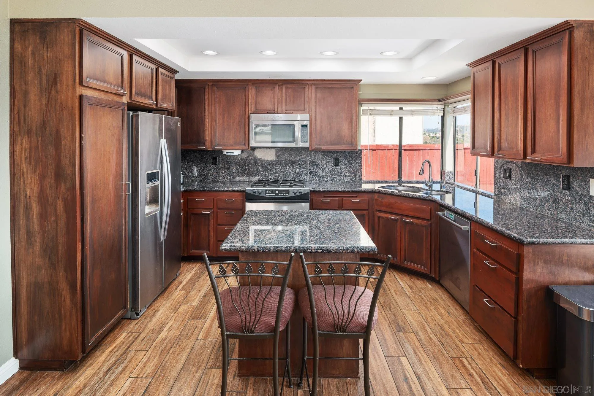 https://cdn.realtyfeed.com/cdn/127/250027505/dc29b53a4a81e15b1c8b51cbff4b1b11.webp