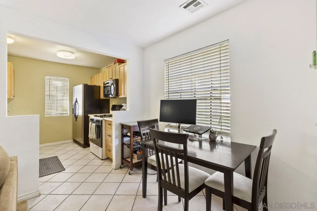 Photo #11: 250027522 Listing: Photo #11