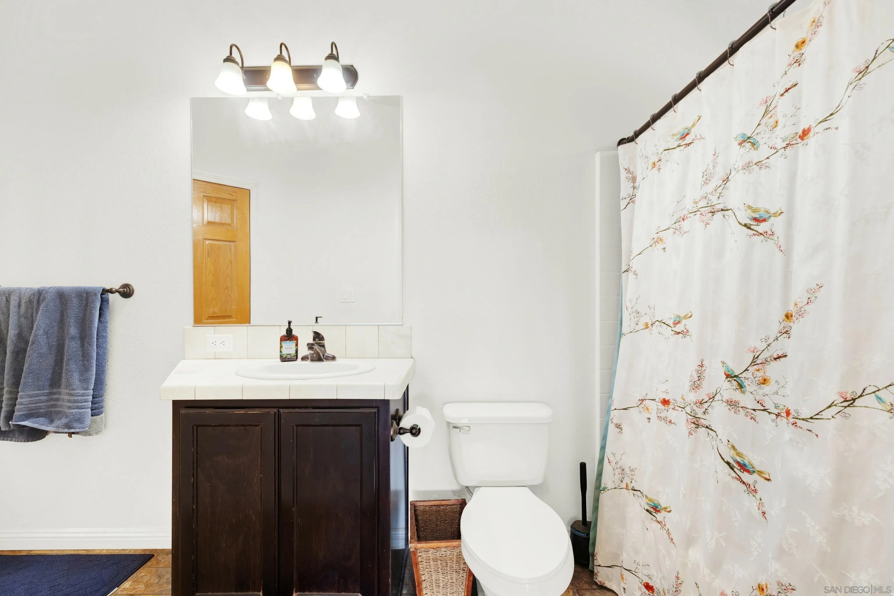https://cdn.realtyfeed.com/cdn/127/250027550/93772e6ae8106c7625aa86c668057204.webp