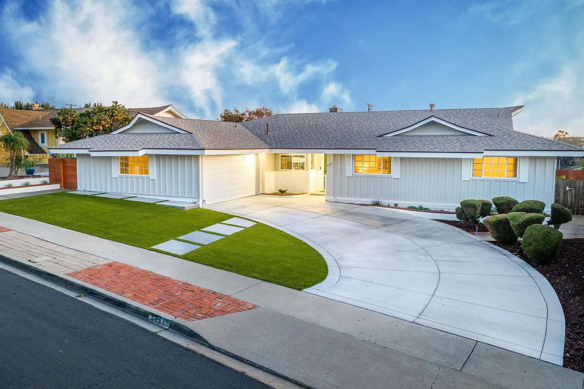 https://cdn.realtyfeed.com/cdn/127/250027557/12121a50e1eb766f077c3e4514121d5c.webp